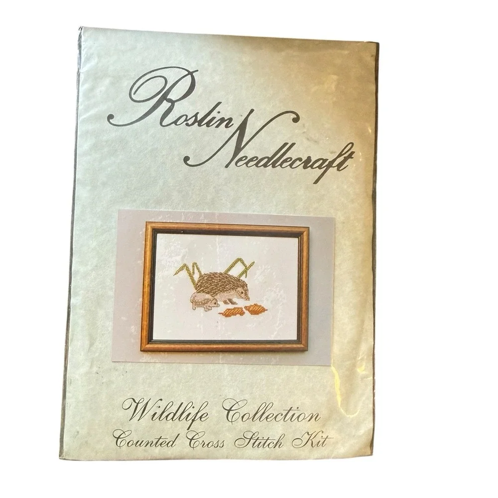 New Vintage Counted Cross Stitch Kit Hedgehog & Baby Wildlife Scotland  6